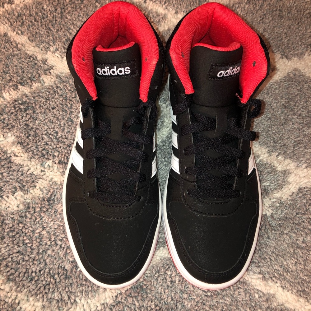 BOYS size 5 Red ADIDAS Basketball Sneackers